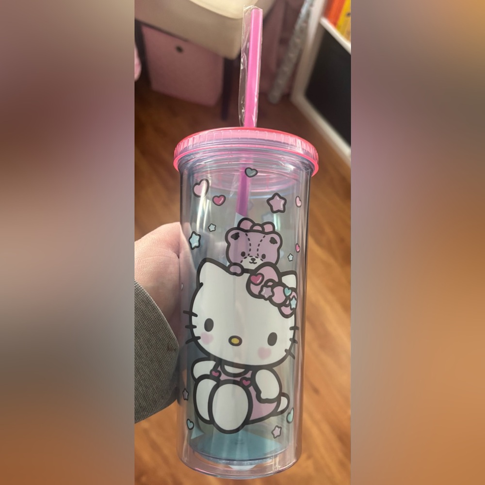 Sanrio Hello Kitty Tumbler 20 oz